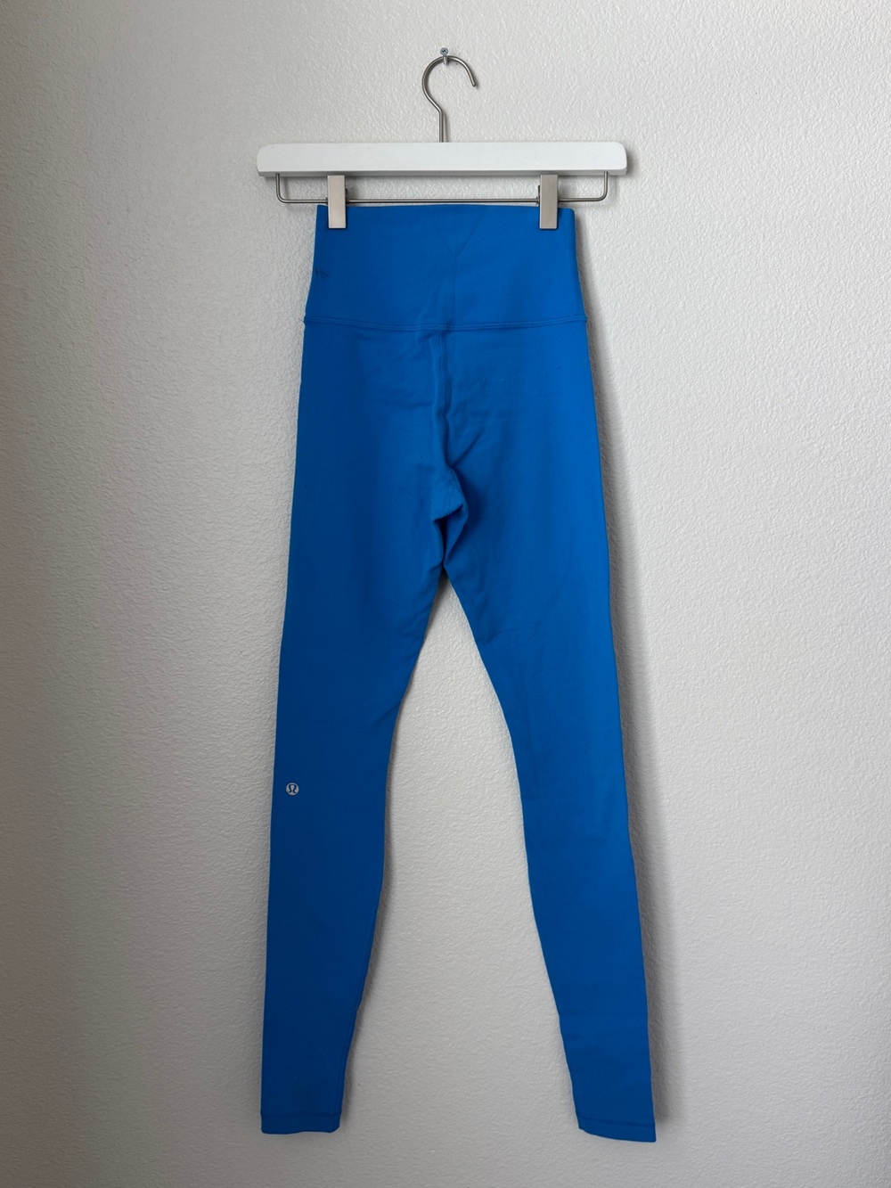 Lululemon• high rise blue full length leggings
